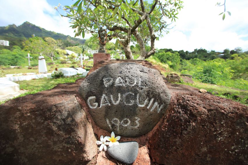 tombe de paul Gauguin à Hiva Oa aux Marquises